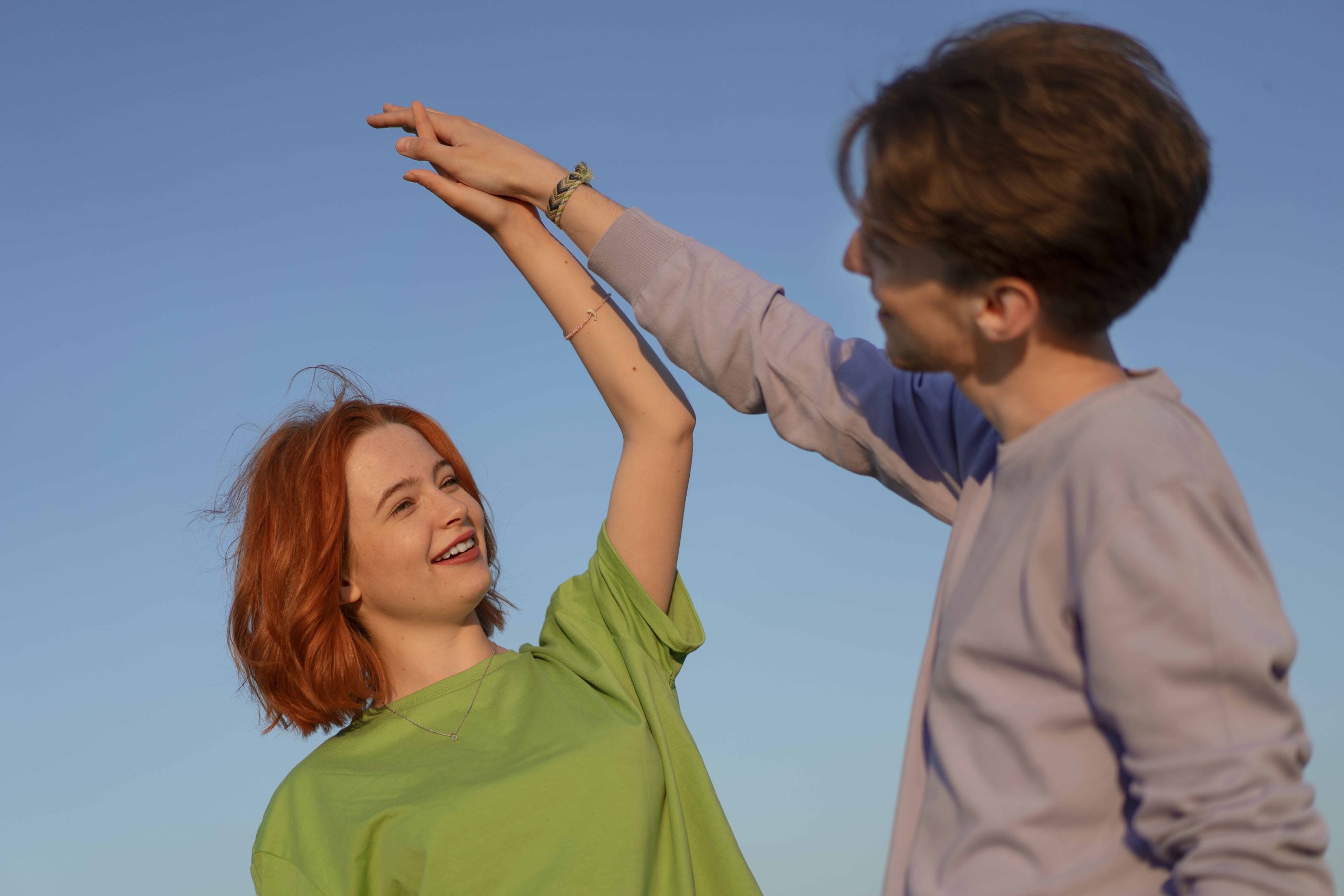 easy ways to brighten someone's day